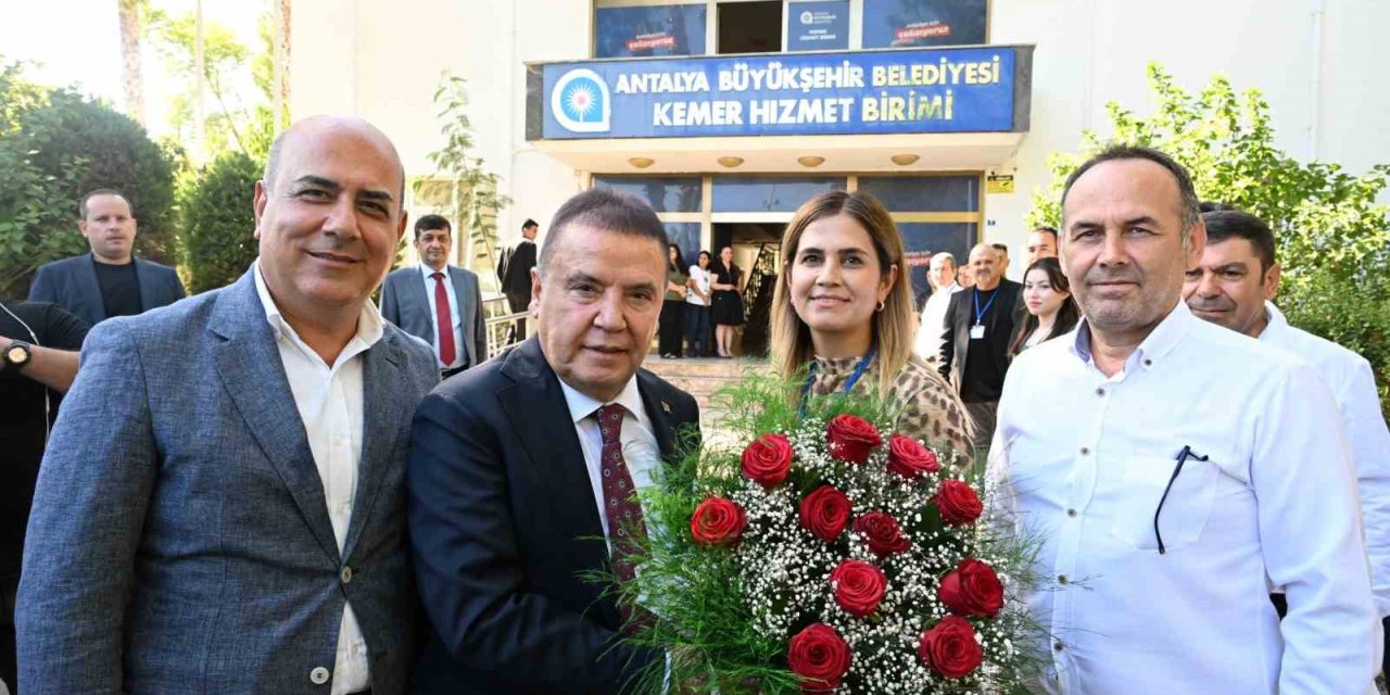 Başkan Böcek: “antalya İçin Var Gücümüzle Çalışmaya Devam Ediyoruz”