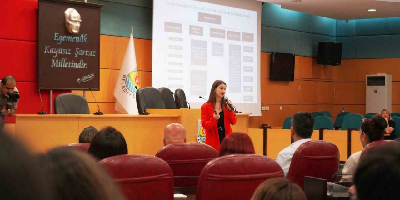 Tarsus’ta ’her Kız Çocuğu Güvende Büyümeyi Hak Eder’ Konulu Söyleşi Yapıldı