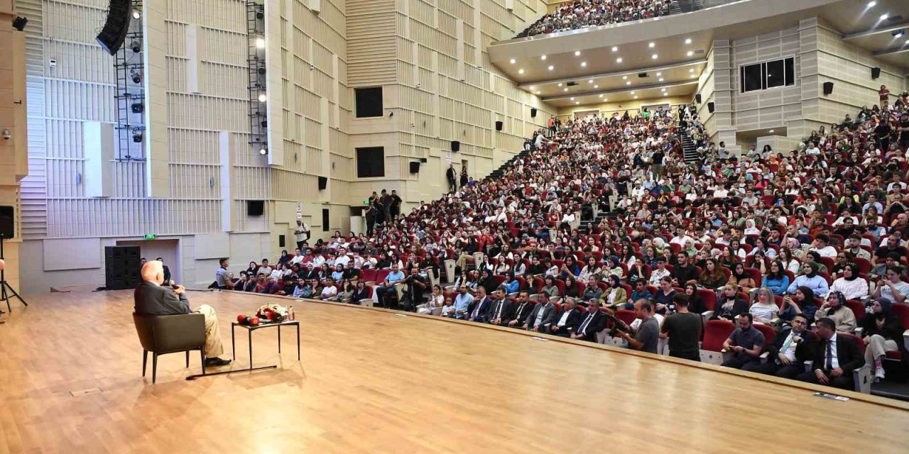 Prof. Dr. İlber Ortaylı’dan Kayseri’ye Övgü