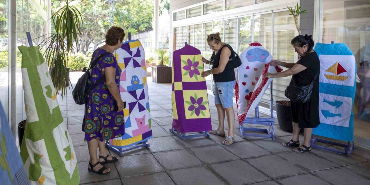 Mersin’de Kursiyerler ’dokuma Sergisi’ Açtı