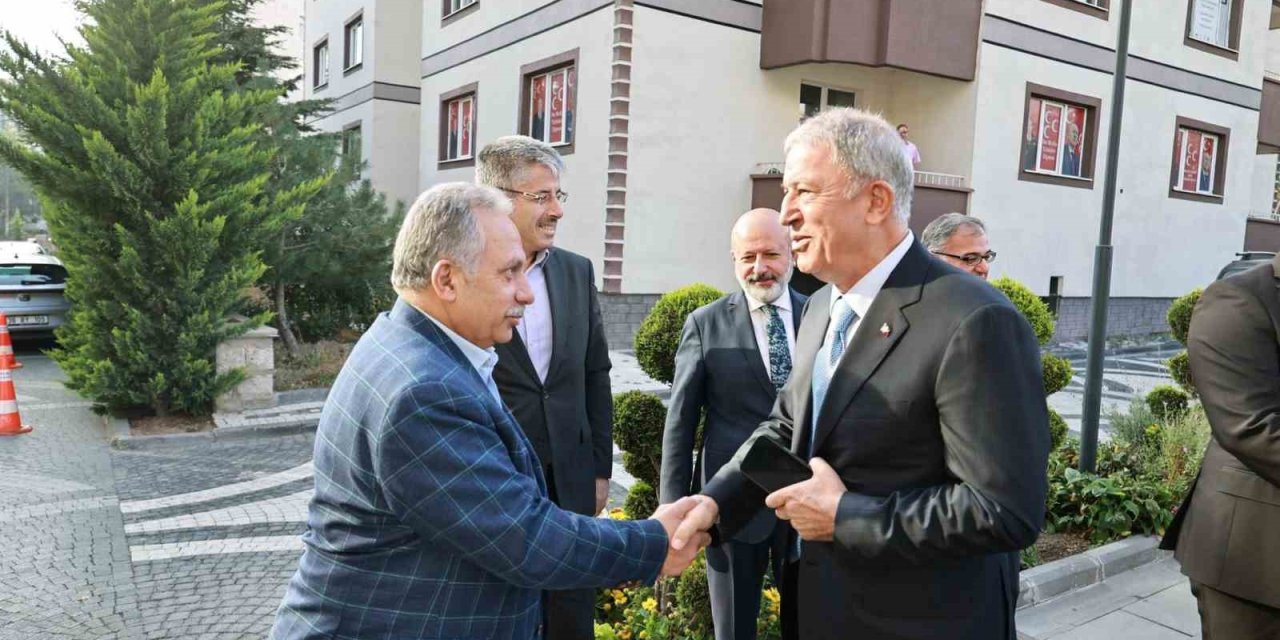 Ak Partili Vekiller Ve Başkanlar Talas’ta Toplandı