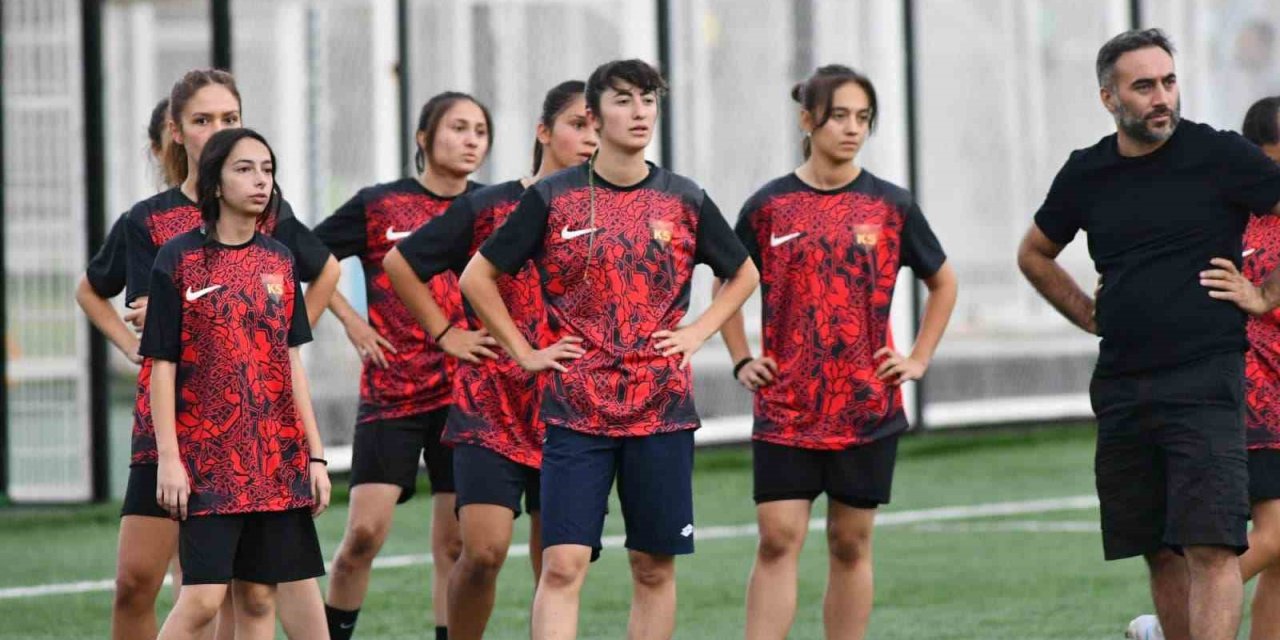 Kayseri Kadın Fk, Lige İstanbul’da Başlayacak