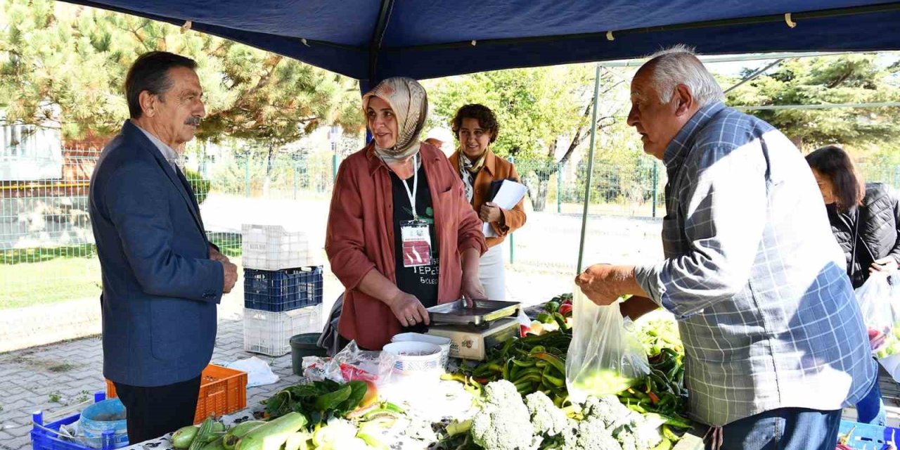 Başkan Ataç Kadın Üreticilerin Gününü Kutladı