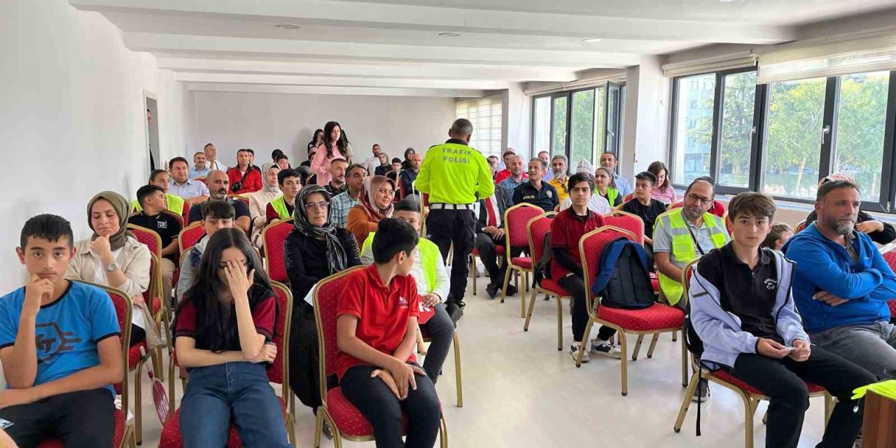 Ereğli’de Okul Geçit Görevlileri Sertifikalarını Aldı