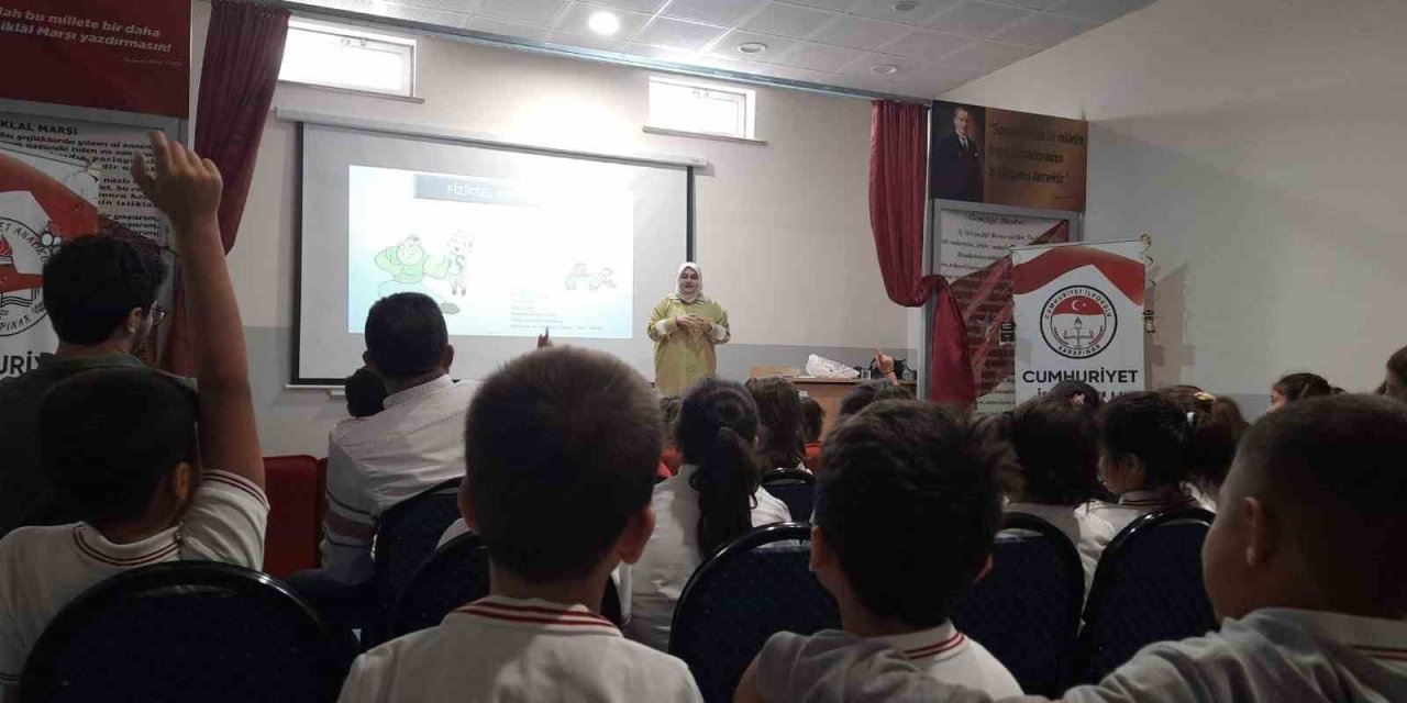 Karapınar’da Öğrencilere Akran Zorbalığı Anlatıldı