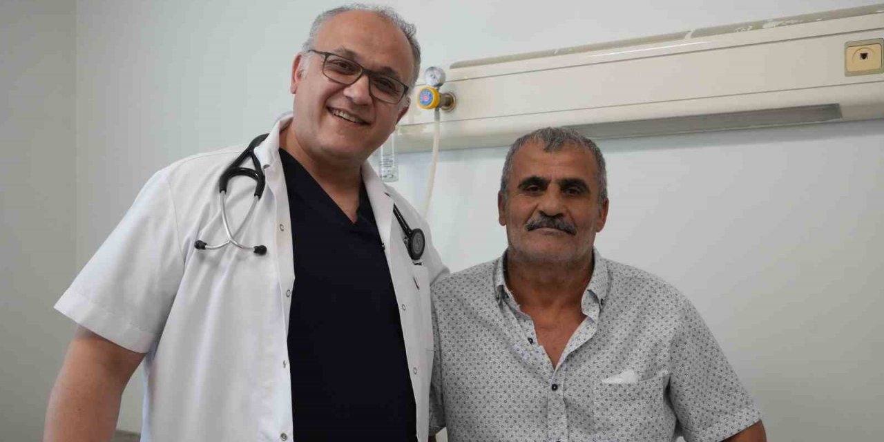 Antalya’da Kalplere ‘minimal’ Dokunuş: “göğüs Kafesindeki Kemikler Kesilmeden Bypass”