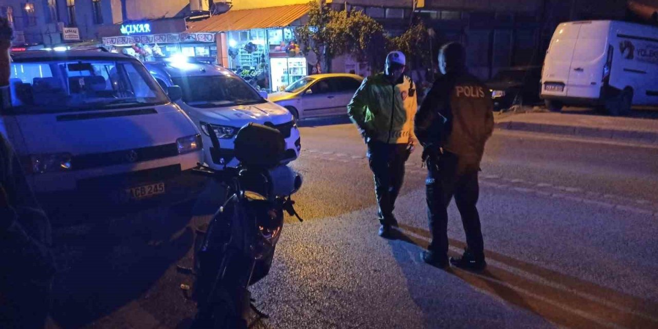 Konya’da Motosiklet Yayaya Çarptı: 2 Yaralı