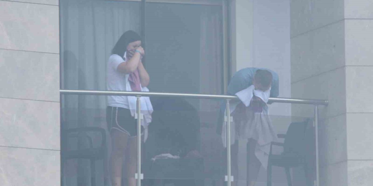 Antalya’da 5 Yıldızlı Otelde Yangın Paniği