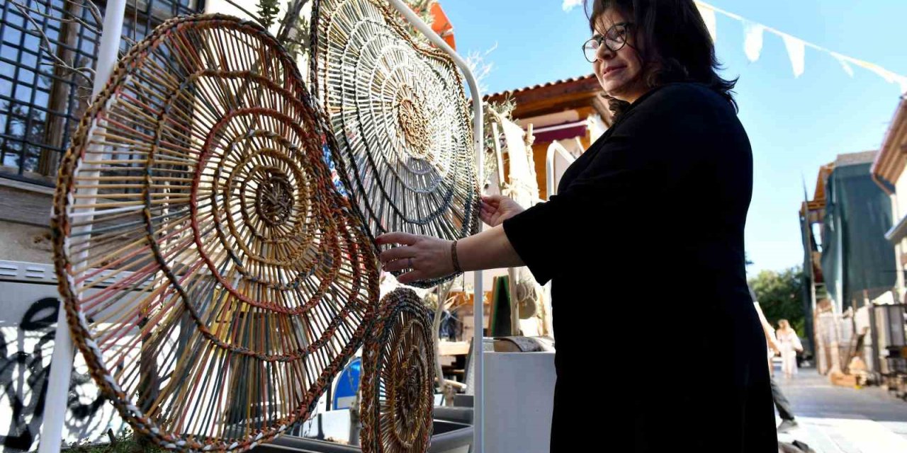 Tarihi Kent Merkezinin Sokakları, Meydanları Kültür Ve Sanatla Buluştu