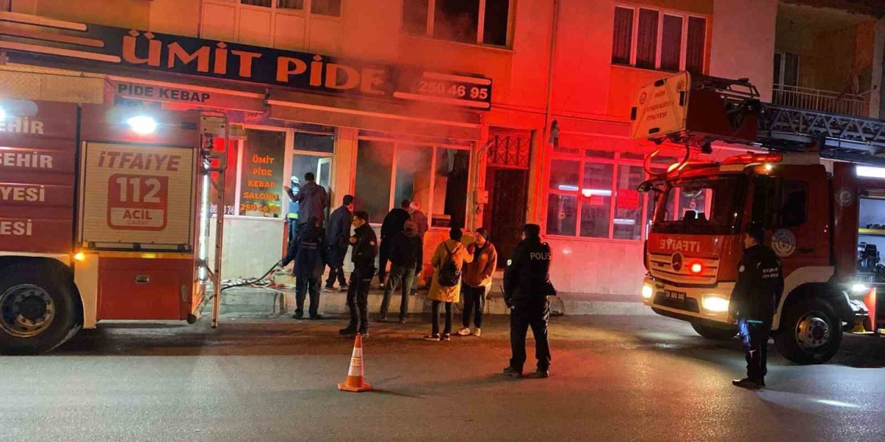 Pidecide Çıkan Yangına İtfaiye Müdahale Etti