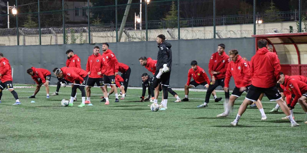 Lige 2’de 2 Yaparak Başlayan Eskişehirspor, Evindeki İlk Maçta Galibiyet İstiyor