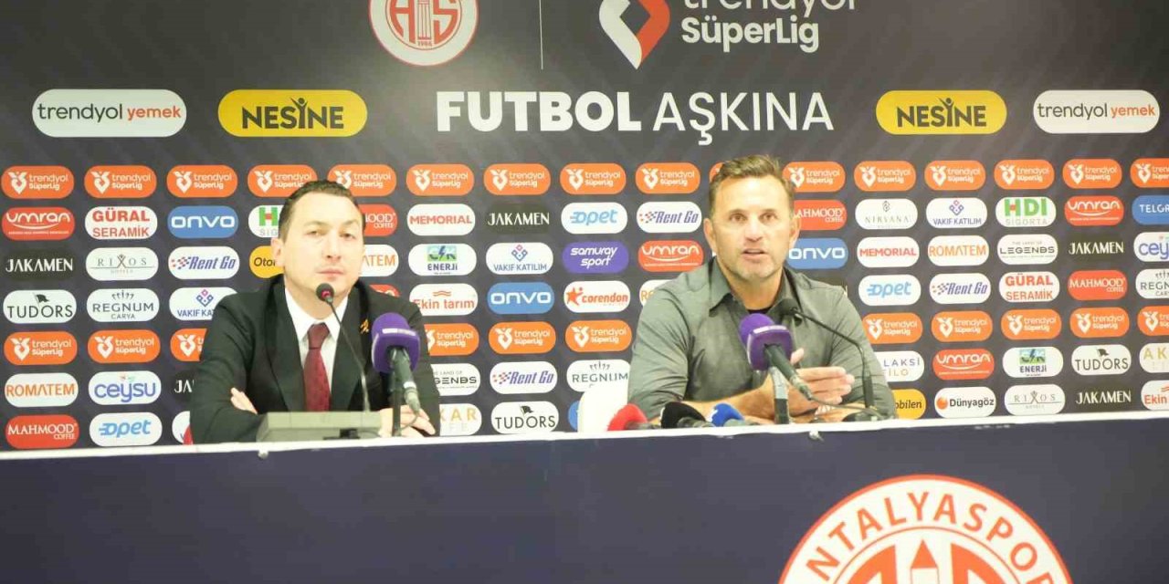 Okan Buruk’tan ’osimhen’ Yorumu: "çok İyi Bir Oyuncu Transfer Ettik"