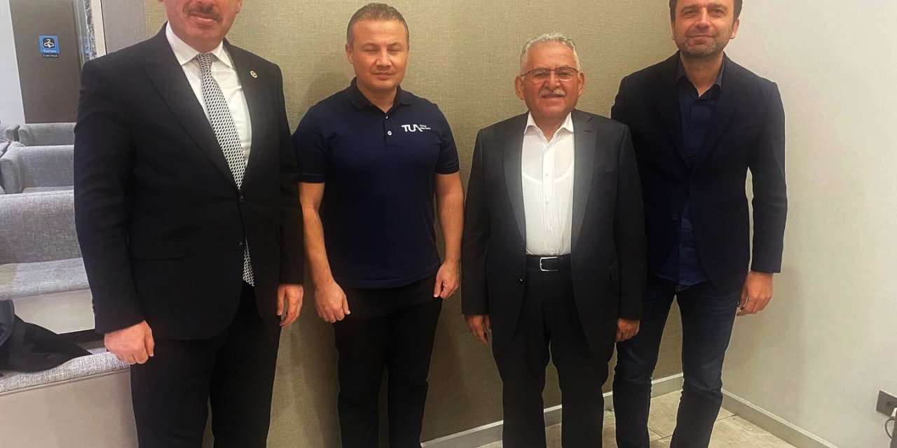 Başkan Büyükkılıç’tan Gezeravcı’ya Bilim Şenliği Daveti