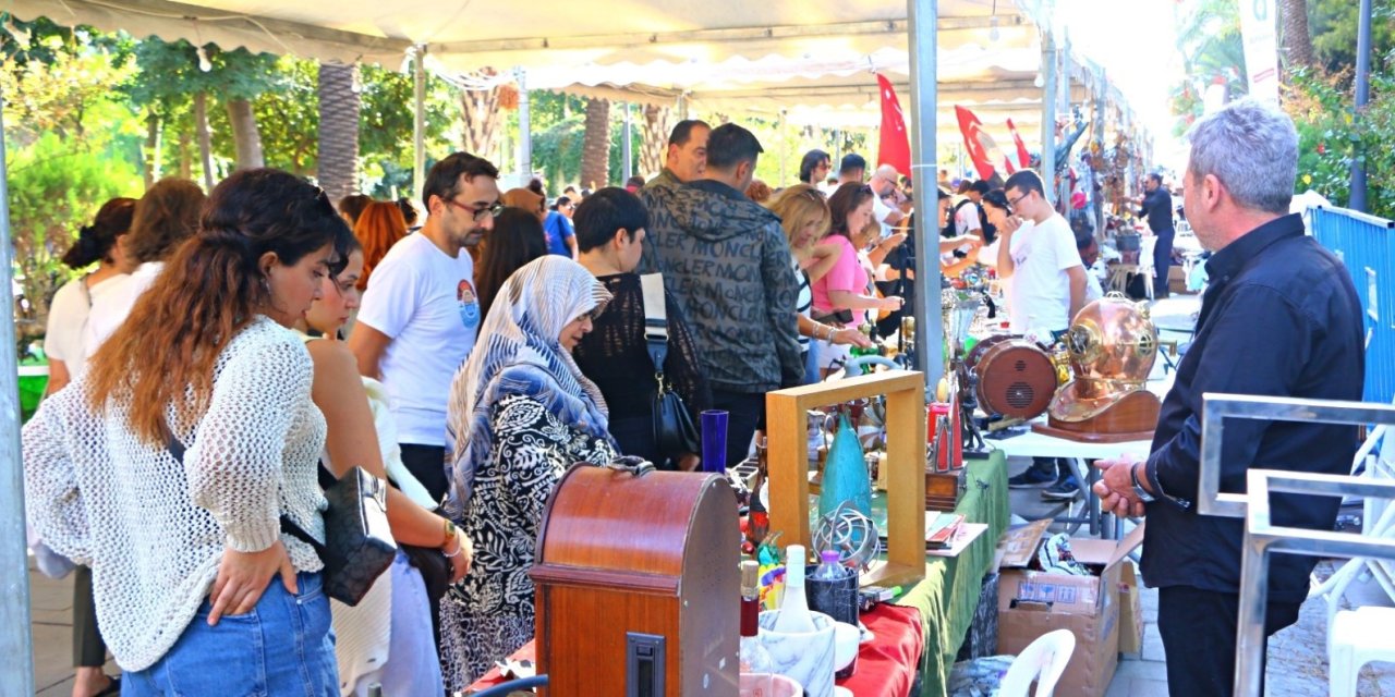 Binbir Çeşit Antika Bu Festivalde