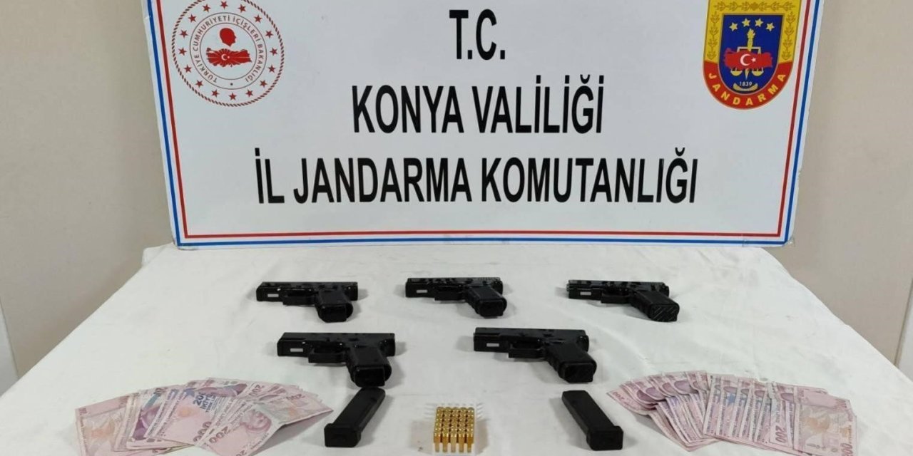 Konya'da Jandarma Silah Kaçakçılarına Göz Açtırmadı