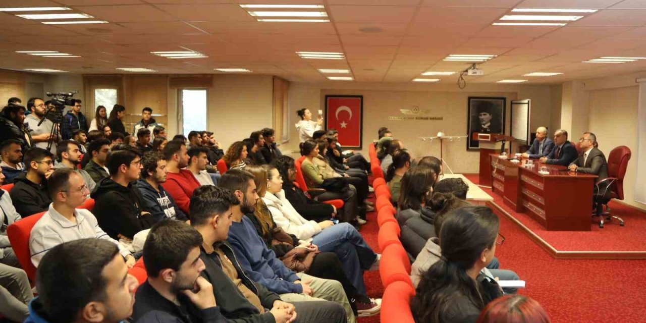 Erü’de ’rektör-öğrenci Buluşması’ Etkinliği Devam Ediyor