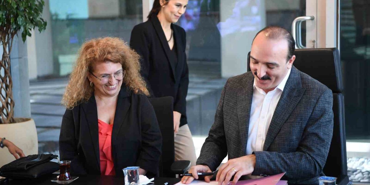 Kotan’dan Kadınlar İçin Anlamlı İmza