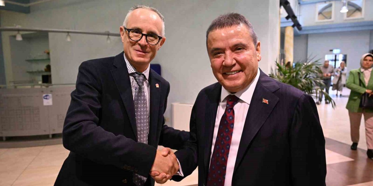 Muhittin Böcek Cittaslow Uluslararası Genel Başkan Yardımcılığına Seçildi