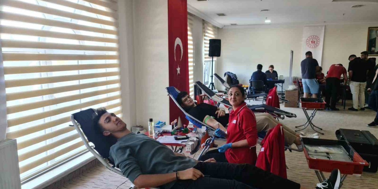 Beyşehir’de Öğrenciler “bir Kan, Bir Can” Dedi