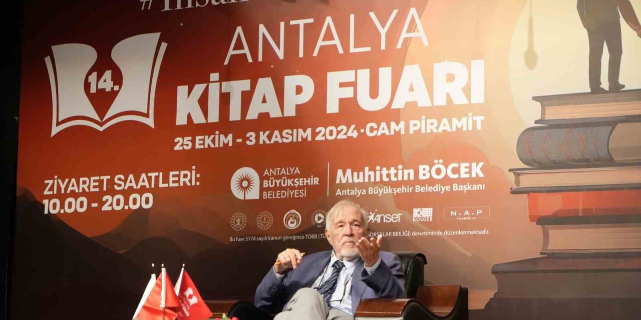 İlber Ortaylı’dan Gençlere Tavsiyeler: "kendinizi Yetiştirin, Okuyun, Dil Öğrenin, Gezin"