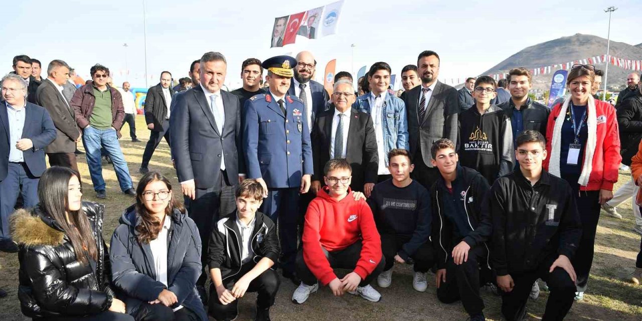 Kayseri 6’ncı Bilim Şenliği Kapılarını Açtı