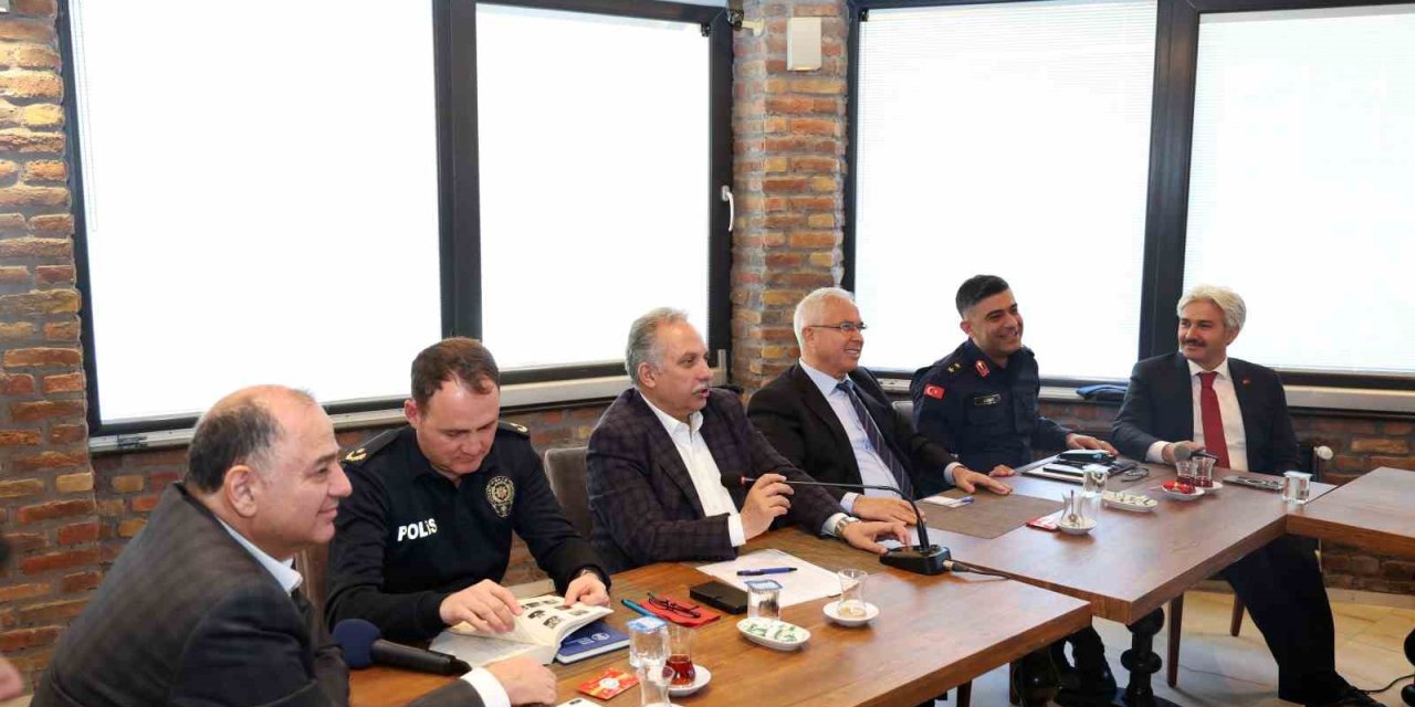 Kaymakam Dönmez: "talas Belediyesi; Muhtarlarımıza En İyi Hizmet Sunan Belediye"