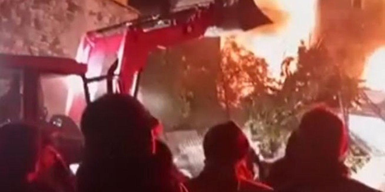 Konya’da Ev Yangını: 3 Ev Tamamen Yandı, 4 Evde Hasar Oluştu