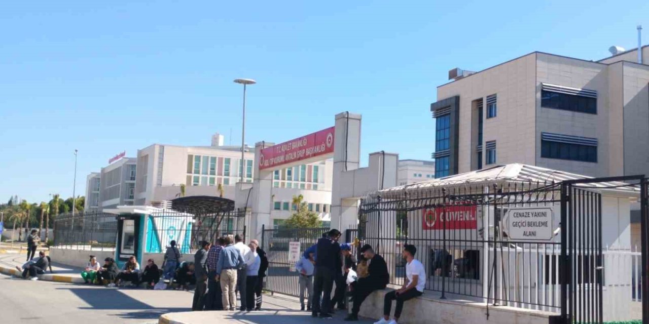 Ekmek Almaya Giderken Kaza Yapan Genç Hayatını Kaybetti