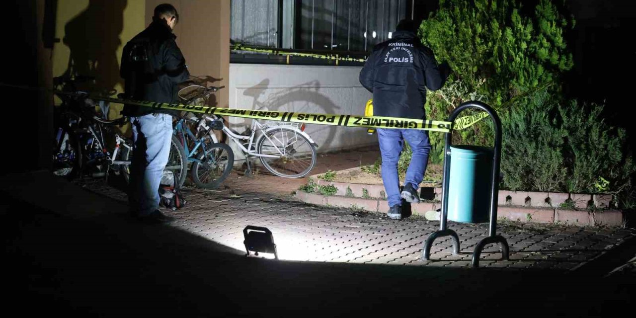 Öğretmen Eşini, Babasının Mirasını Almadığı İçin Öldürmüş