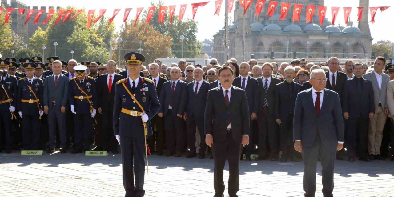Kayseri’de Cumhuriyet Bayramı Kutlamaları Başladı