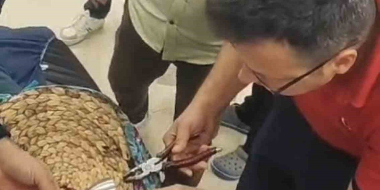 Yemek Hazırlarken Parmağı Blendere Sıkıştı