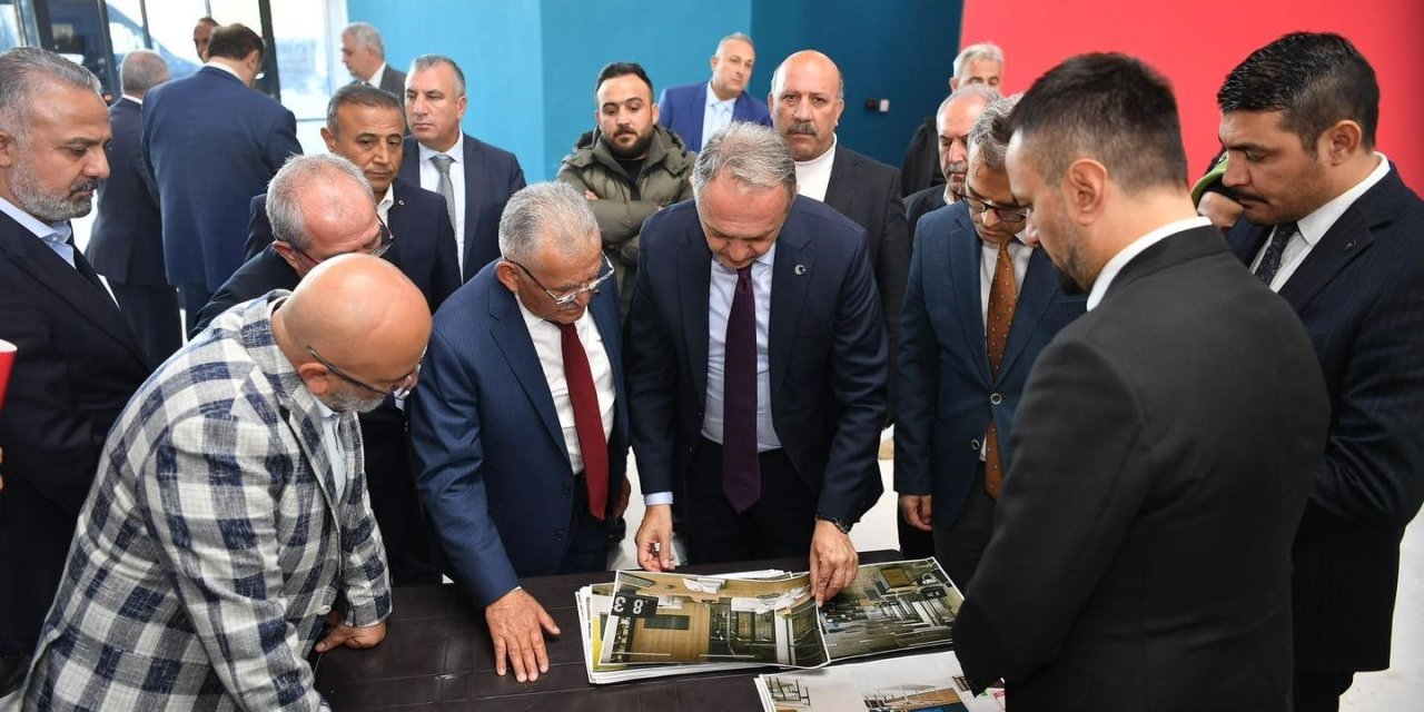 Bakan Yardımcısı Yazgı: "memduh Başkan Her Zamanki Özelliğini Göstermiş"