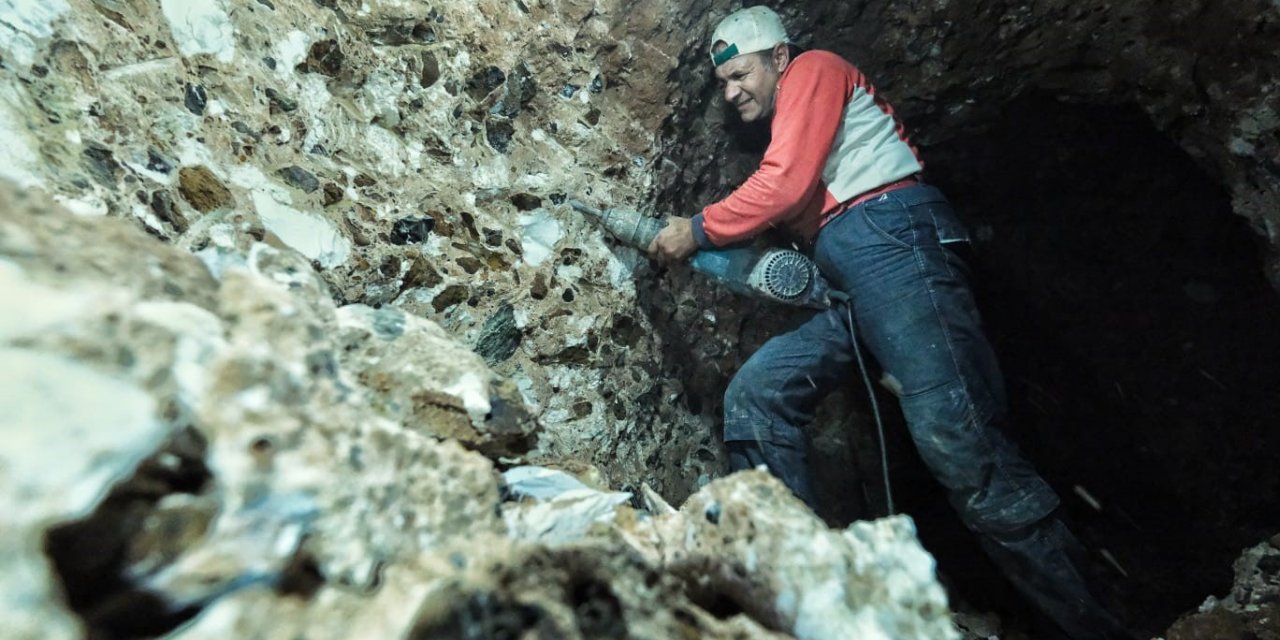 Yerin 65 Metre Altında Lületaşını Anlattılar