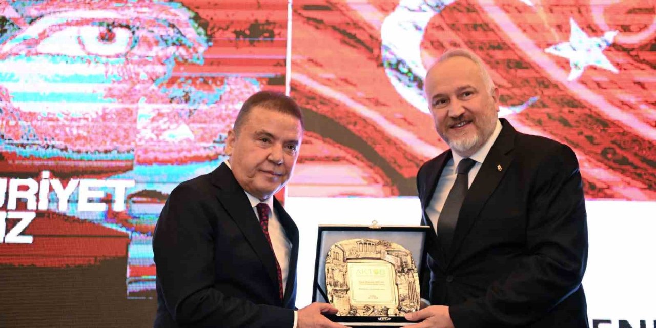 Antalya Belediye Başkanı Böcek: “turizme Hizmet İçin Daha Fazla Pay Almalıyız”