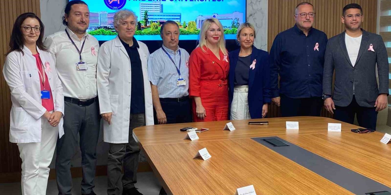 Aü’de 6 Ayda Bin 700 Meme Kanseri Hastası Tedavi Edildi