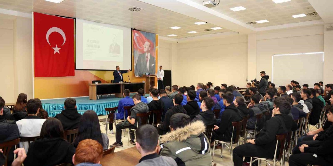 Başkan Yalçın: "geleceğimizin Teminatı Altın Bilezikli Gençlerimiz"