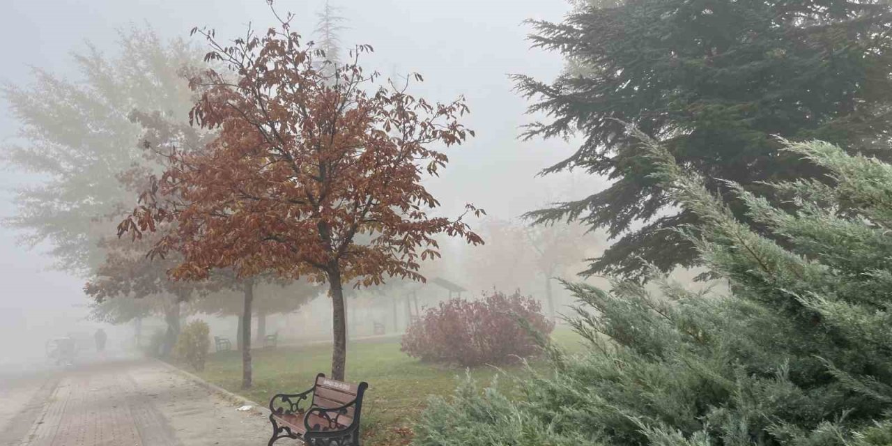 Eskişehir’de Sabah Saatlerinde Sis Etkili Oldu