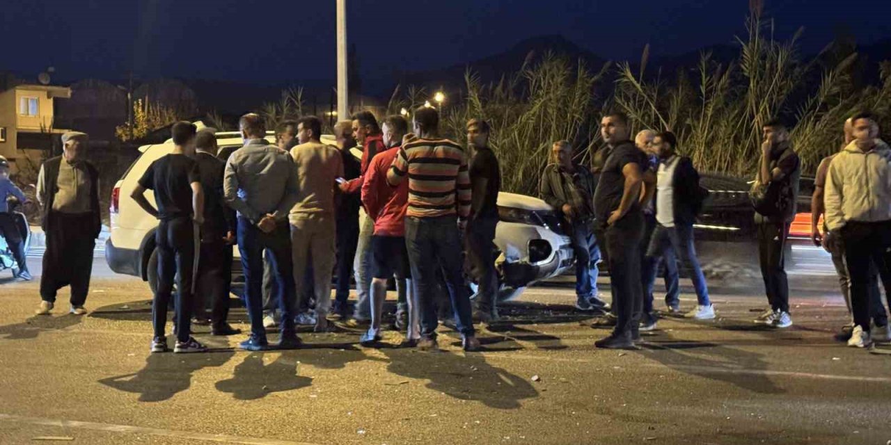 Alkollü Sürücü Kazaya Neden Oldu, Araçlar Birbirine Girdi