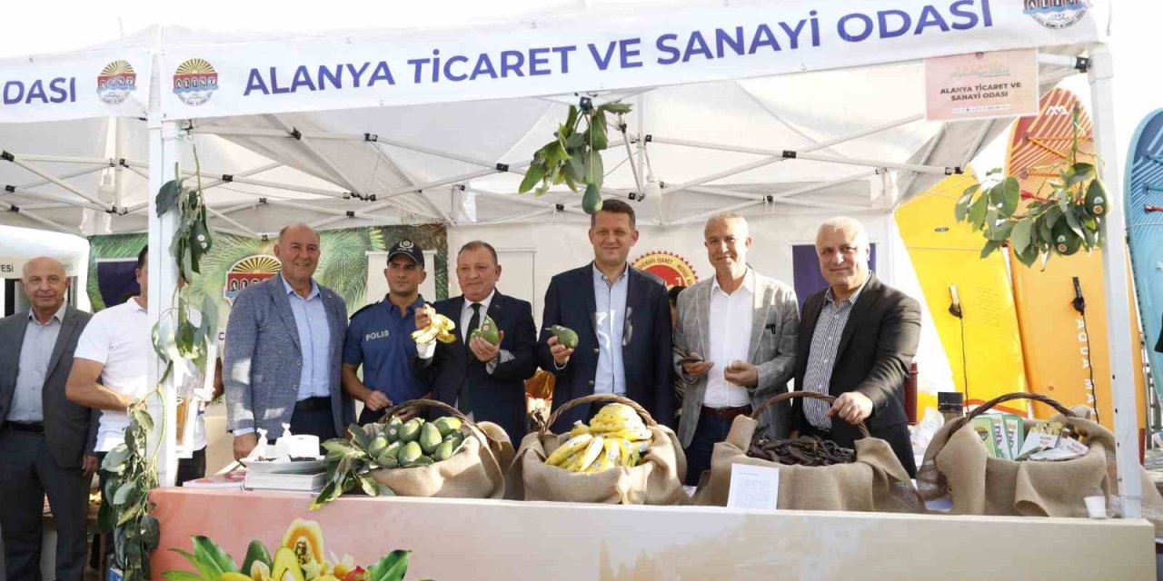 Akdeniz’in En Büyük Tropikal Meyve Festivali Alanya’da Başladı