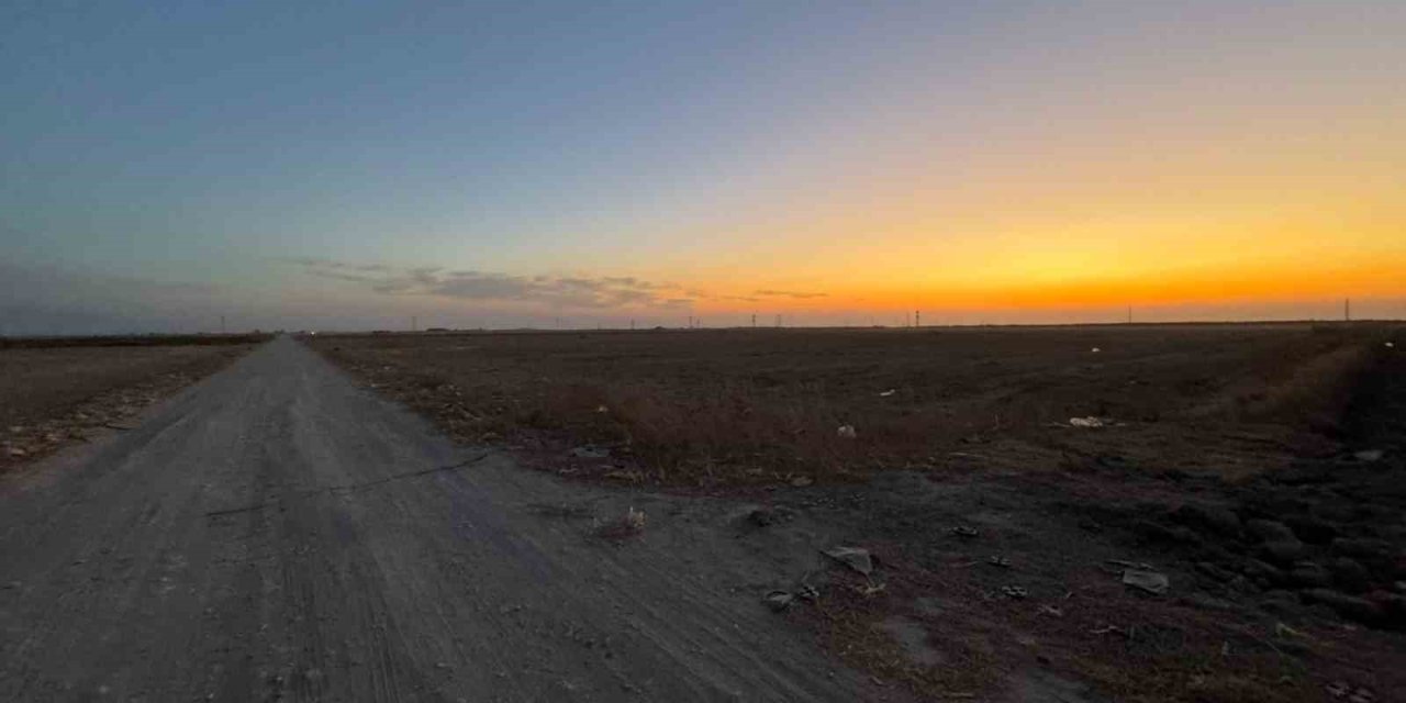 Boşandığı Eşini Öldürüp Bıçakla Kendini Ağır Yaraladı