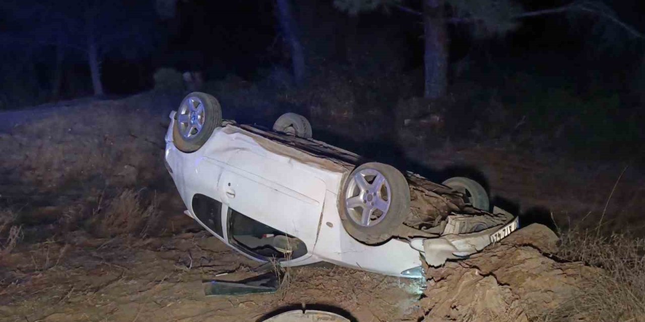 Virajı Alamayıp Takla Attı, Kazayı Burnu Bile Kanamadan Atlattı