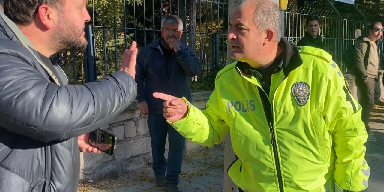 Kazadan Görüntü Alan İha Muhabirine Trafik Polisinden Sözlü Ve Fiziki Müdahale