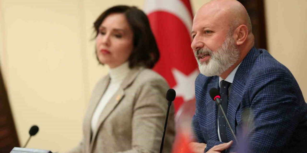 Başkan Çolakbayrakdar’dan Gençlere ‘spor Okulu’ Müjdesi