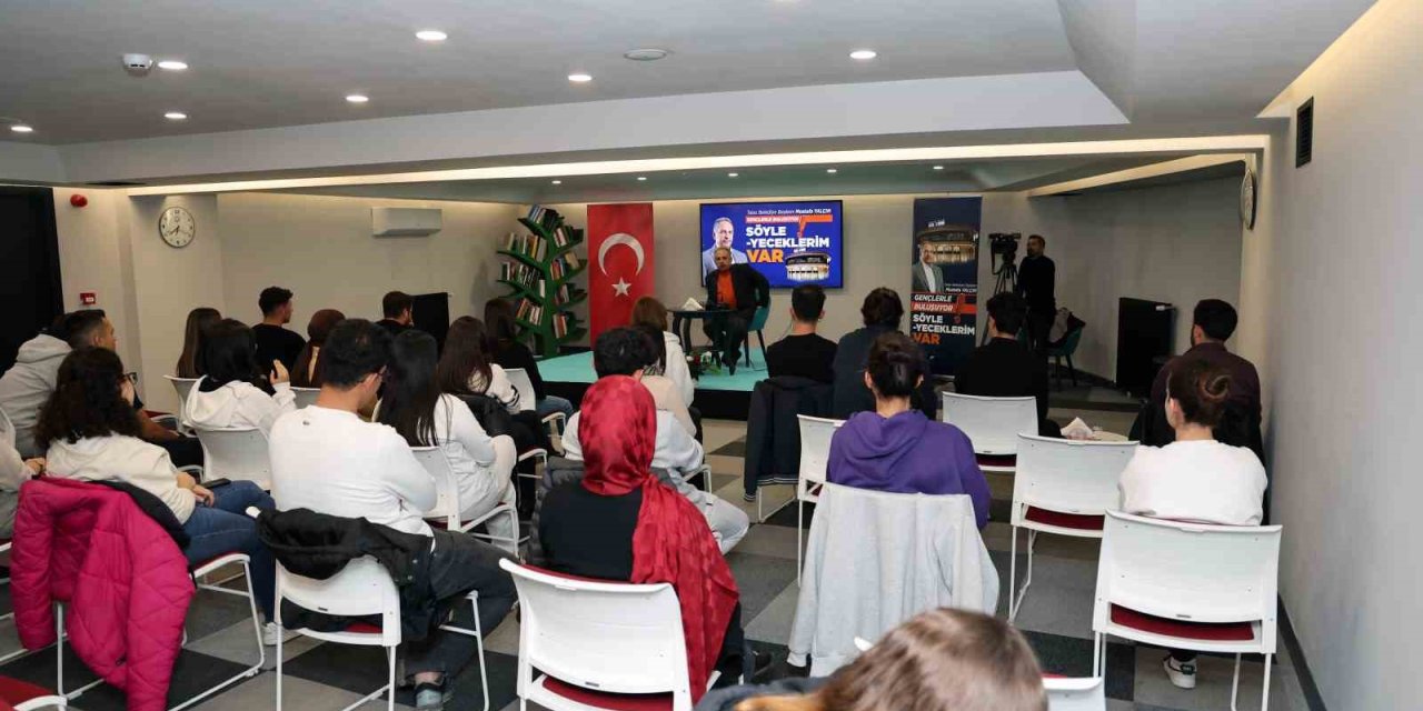 Gençler, Başkan Yalçın’a ’söyleyeceklerim Var’ Dedi