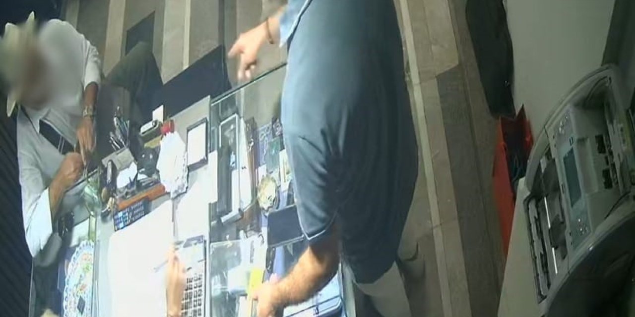 3,70 Kırat Pırlanta Yüzüğün Önce Fotoğrafını Çekti, Sonra İmitasyonuyla Değiştirdi