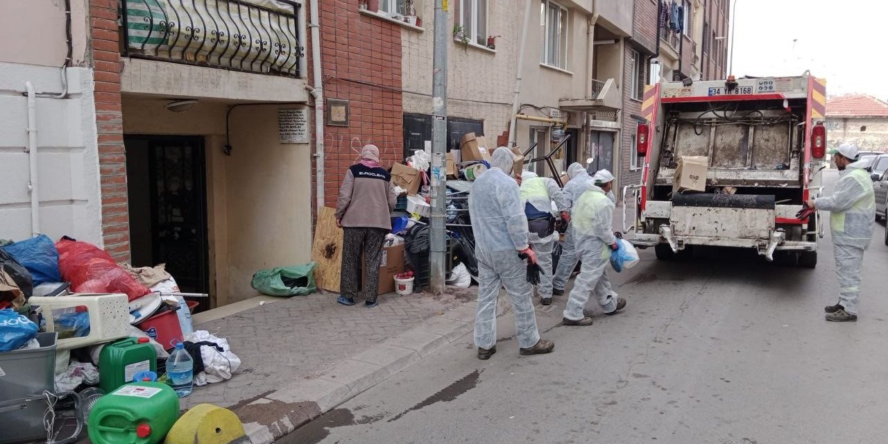 ’çöp Ev’den 24 Ton Çöp Çıktı