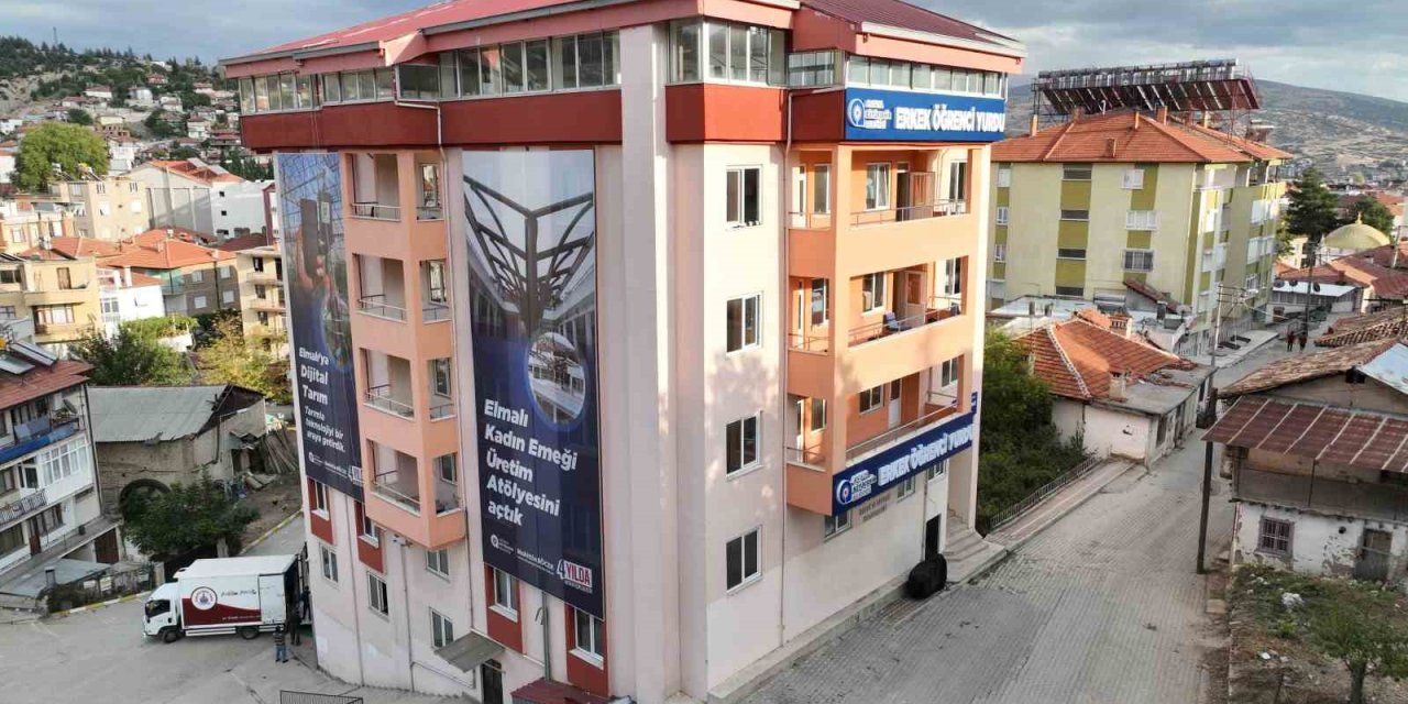 Elmalı’da Üniversiteliler, Büyükşehir Belediyesi Yurdunu Tercih Ediyor