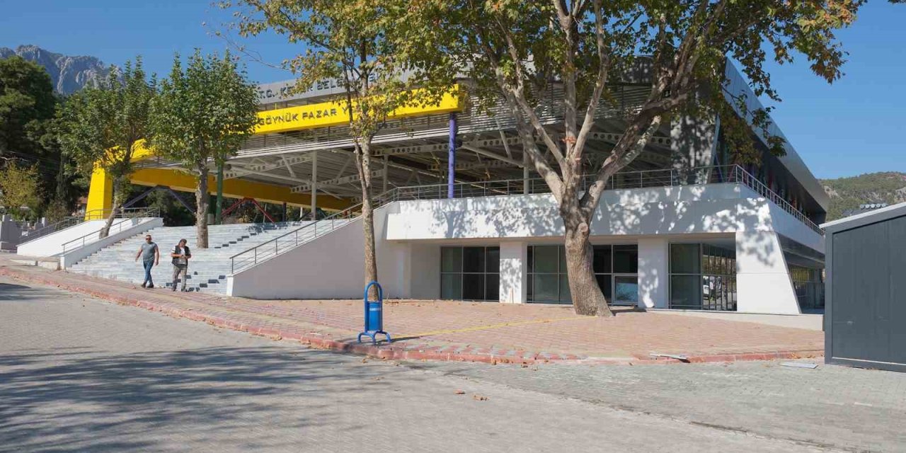 Göynük Kapalı Pazar Yerine Kavuşuyor