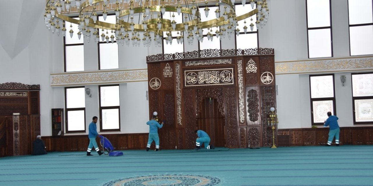 Kocasinan Cami Temizleme Ekibinden Temizlik Seferberliği