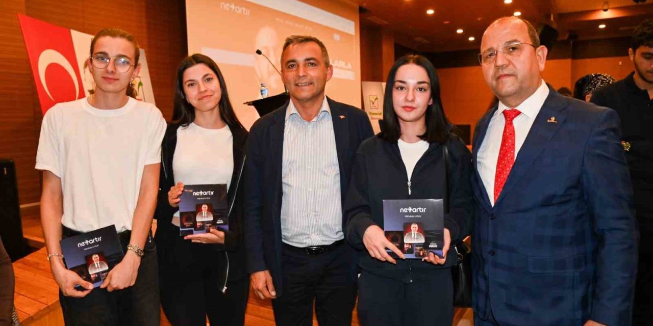 Manavgat Belediyesi’nden Yks Öğrencilerine ’dijital Dershane’ Desteği